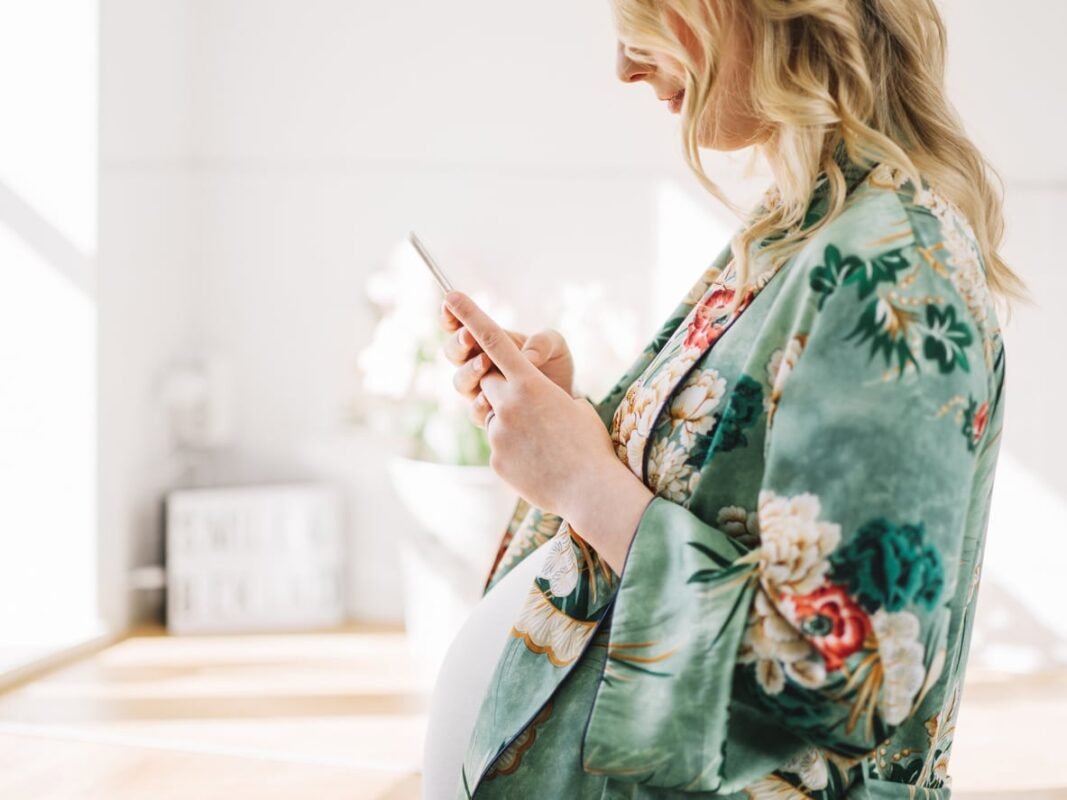 Best Pregnancy Apps for Expectant Moms To Download Right Now
