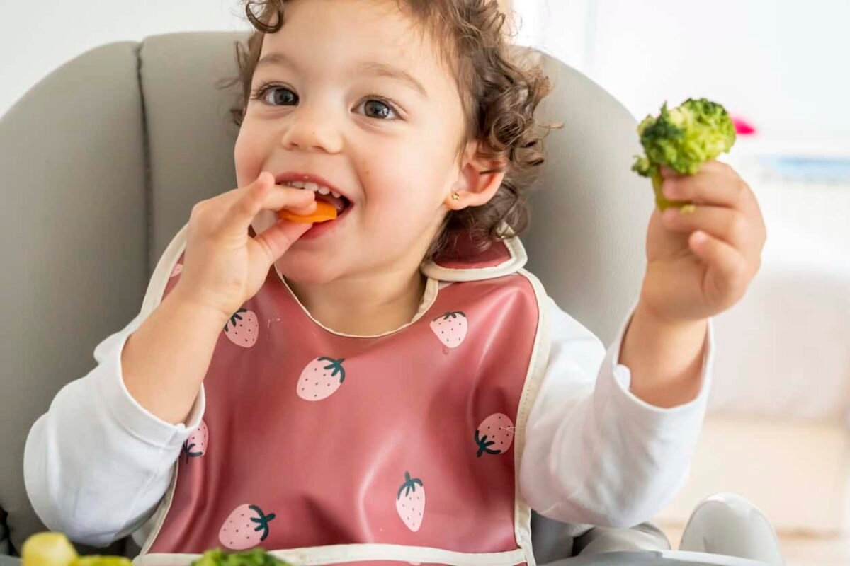 Conquering Picky Eating: Expert Tips to Expand Your Child’s Palate – Podcast Ep 167